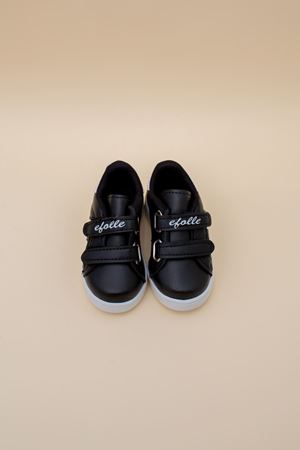 Siyah Yanı Beyaz Şeritli Bebe Ayakkabı