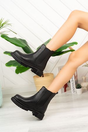 Lastikli Siyah Cilt Kadın Bot