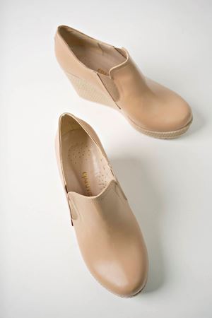 Dolgu Taban Çift Lastikli Nut Cilt Ayakkabı