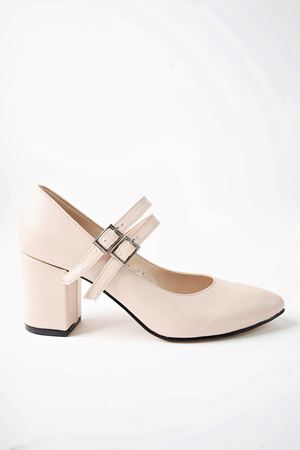 Dolgu Topuk Çift Bant Sivri Kalıp Krem Cilt