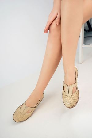 Ortapedik Pedli Pencereli Krem Kadın Ayakkabı