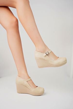 Dolgu Taban Bilekten Tokalı Vizon İRM Kot Ayakkabı