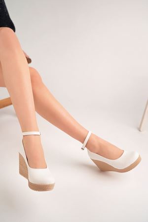 Dolgu Taban Dekolte Beyaz Cilt Ayakkabı