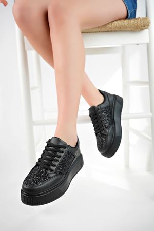 Dolgu Taban Taşlı Siyah Kadın Ayakkabı