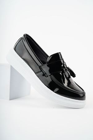 Püsküllü Siyah Rugan Erkek Çocuk Ayakkabı