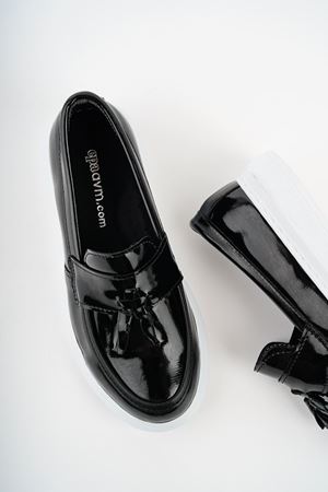 Püsküllü Siyah Rugan Erkek Çocuk Ayakkabı