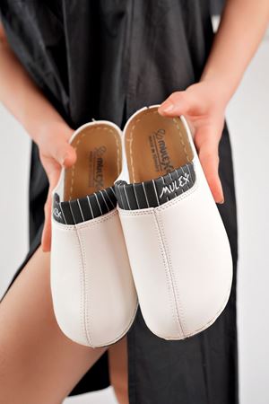 Ortopedik Ped Burnu Kapalı Beyaz Terlik