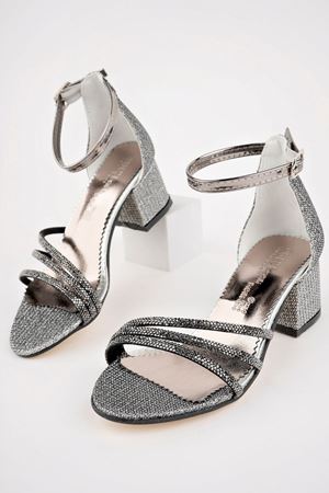 Taşlı Platin Kız Çocuk Ayakkabı