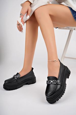 Dolgu Topuk Siyah Cilt Kadın Ayakkabı