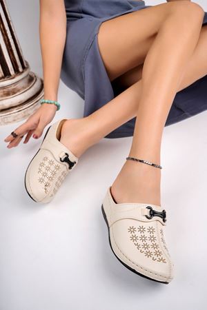 Ortapedik Taban Önü Kapalı  Kadın Terlik