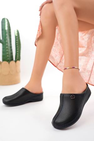 Ortopedik Ped Burnu Kapalı Siyah Terlik