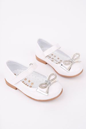 Beyaz Rugan Kız Bebe Ayakkabı